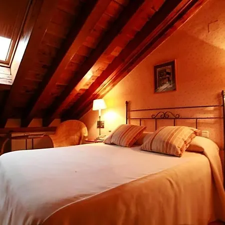 Hotel El De La 3*