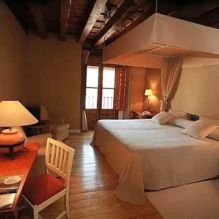 El De La فندق بيذراثا